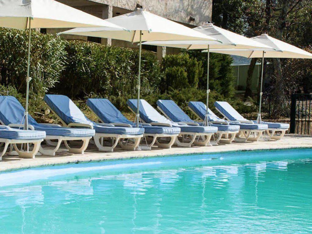 L'Estirado Des Adrets Hotel Les Adrets-de-l'Esterel Bagian luar foto