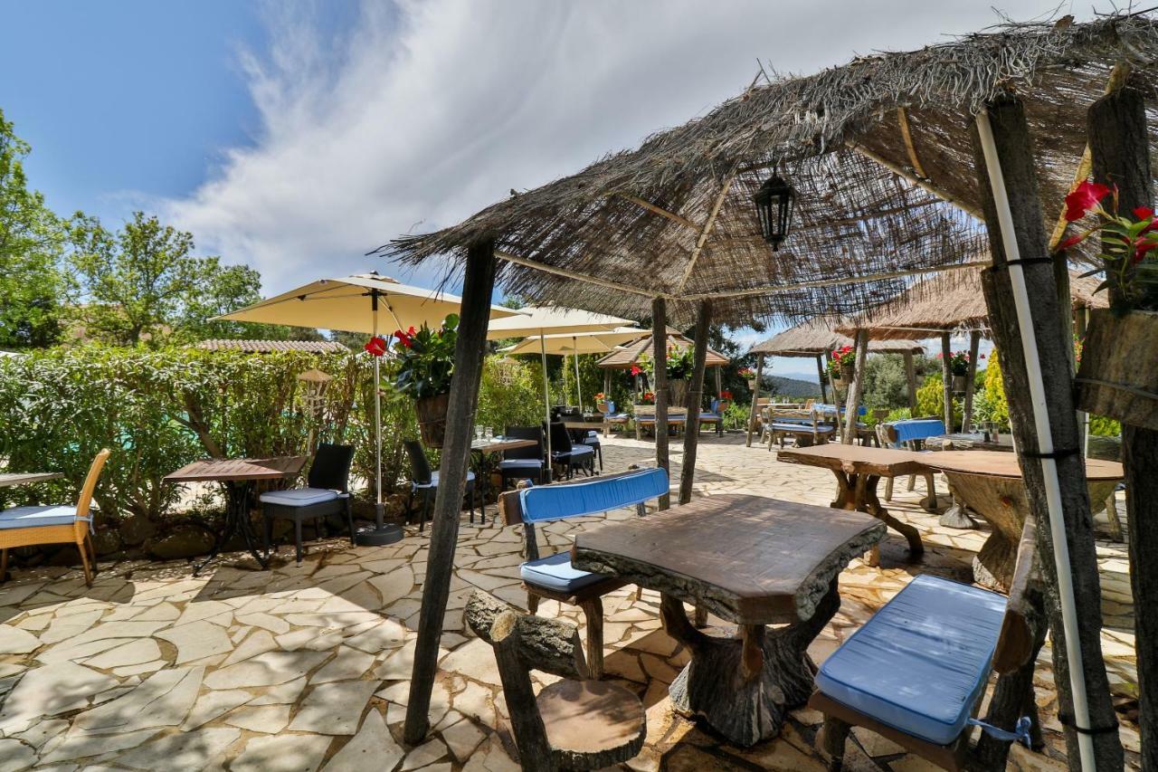 L'Estirado Des Adrets Hotel Les Adrets-de-l'Esterel Bagian luar foto