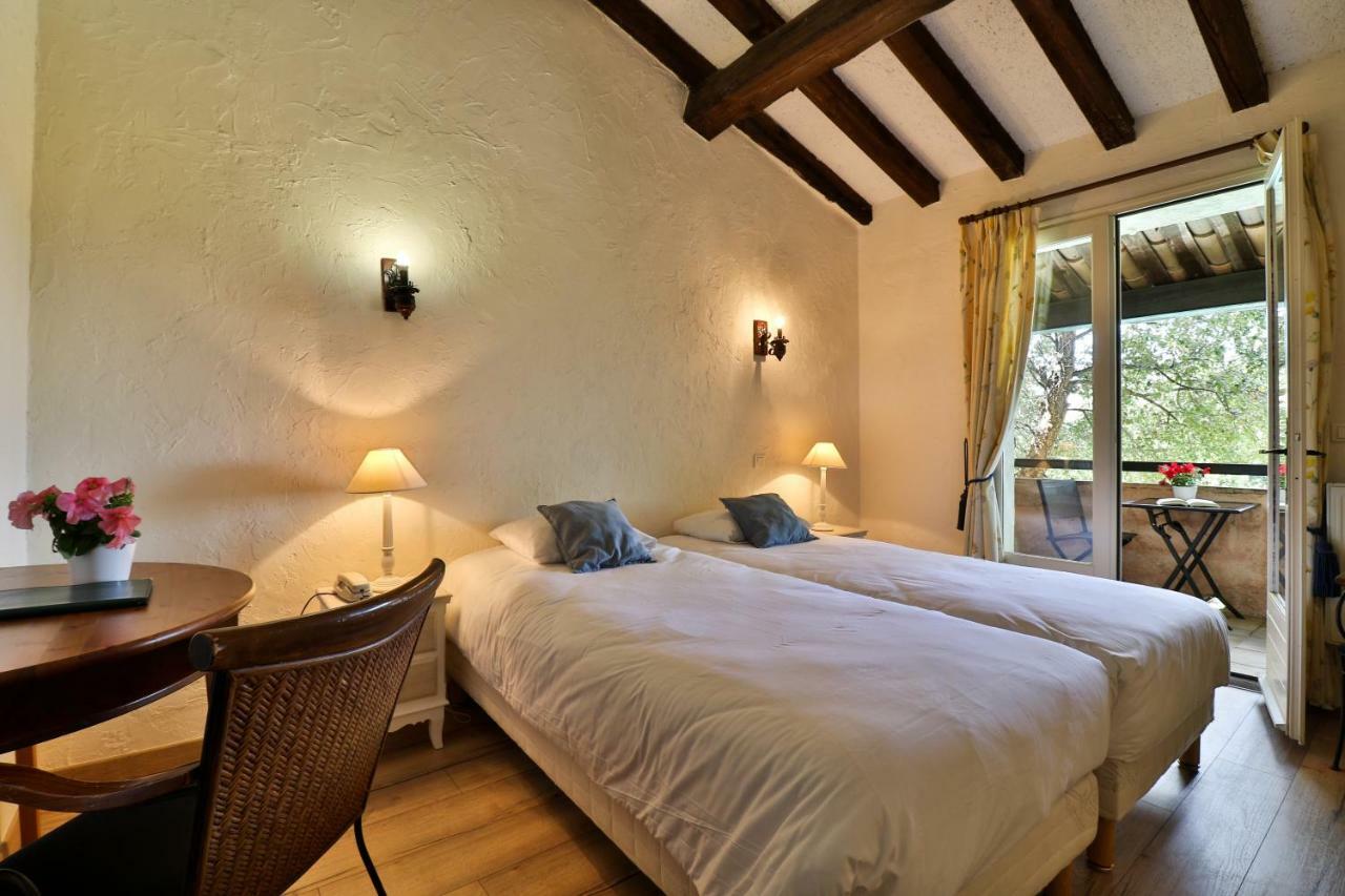 L'Estirado Des Adrets Hotel Les Adrets-de-l'Esterel Bagian luar foto
