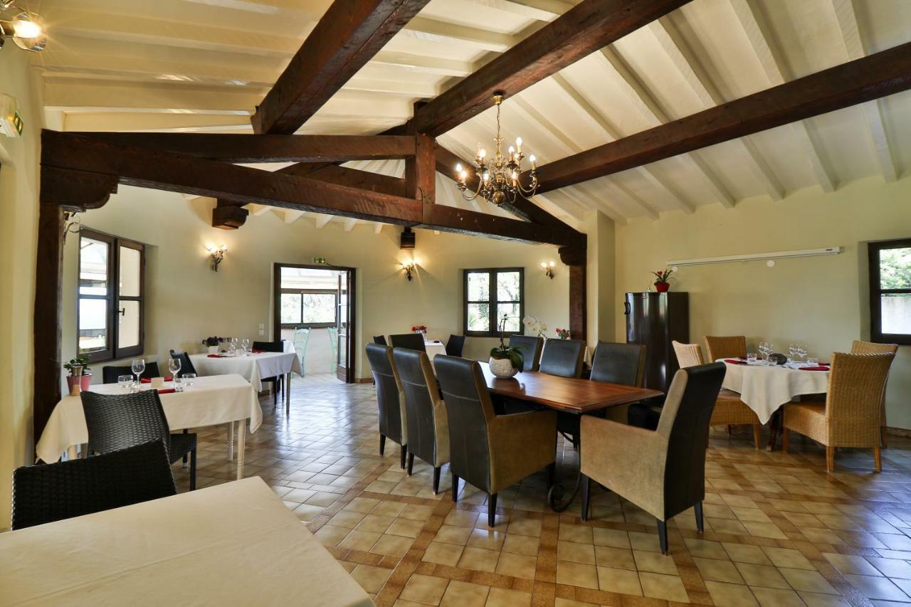 L'Estirado Des Adrets Hotel Les Adrets-de-l'Esterel Bagian luar foto